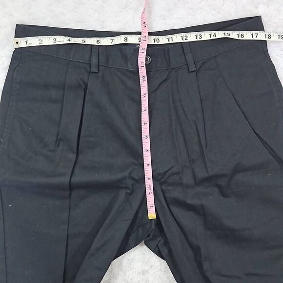 Dockers 36 x 30 Pleated Black Dress Pants - Picture 3 of 6